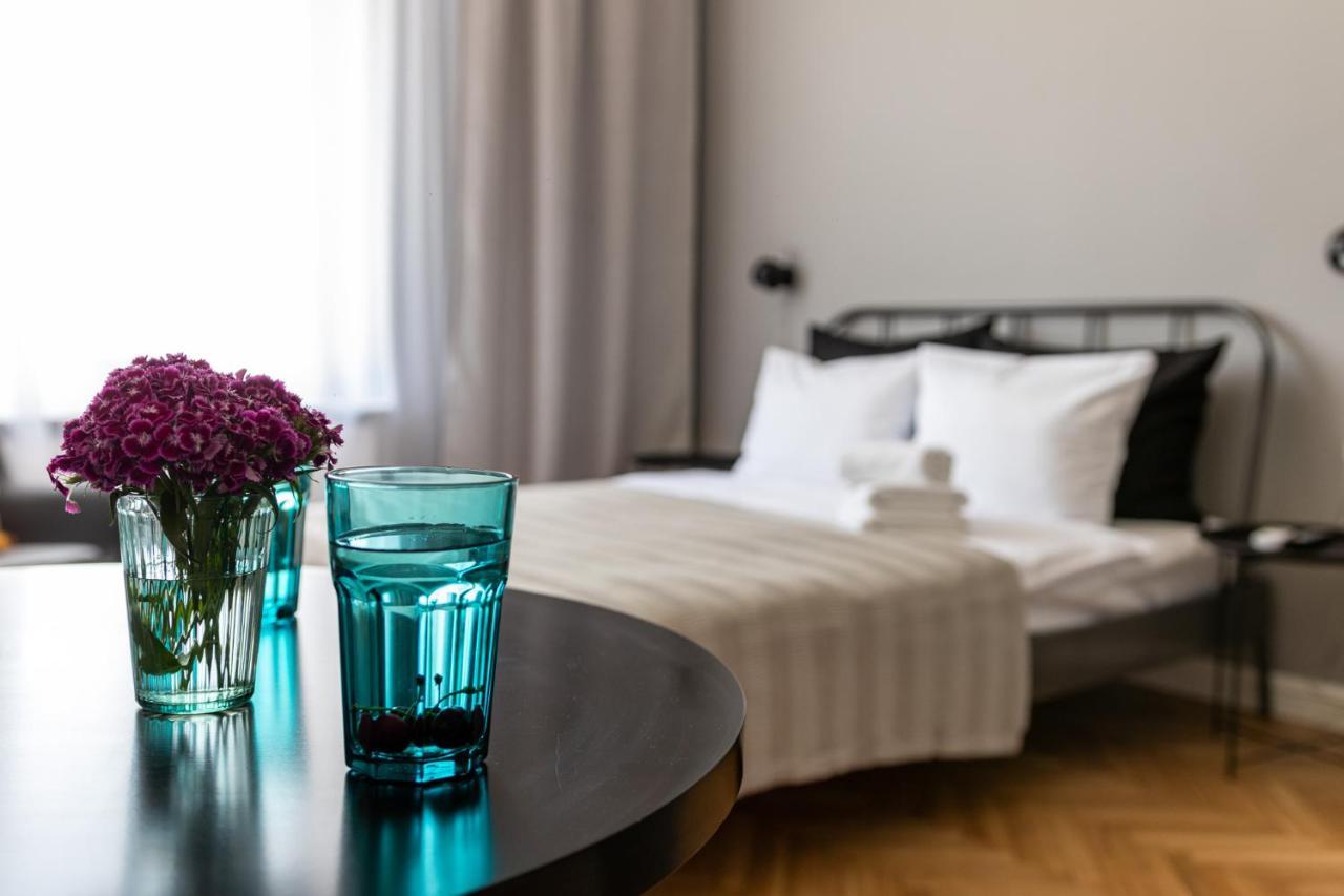קרקוב Barbacan Suites - Old Town Apartments - By Upstairs מראה חיצוני תמונה