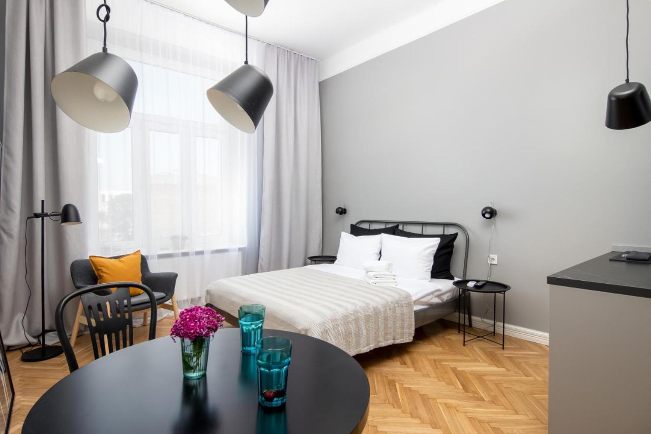 קרקוב Barbacan Suites - Old Town Apartments - By Upstairs מראה חיצוני תמונה